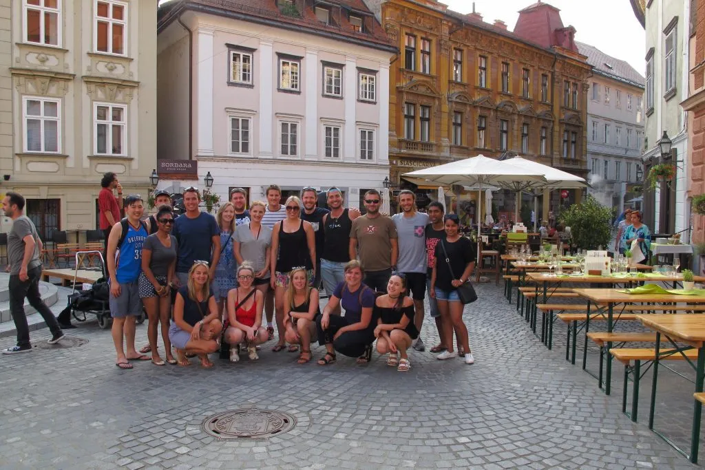 Blije mensen van de Wandeltocht Ljubljana
